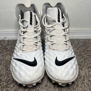 Men's 11 Nike Force Savage Varsity 2 White Black Football Cleats AQ8155-100
